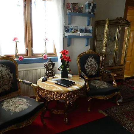 Eidfjord Gjestgiveri Bed & Breakfast 3*