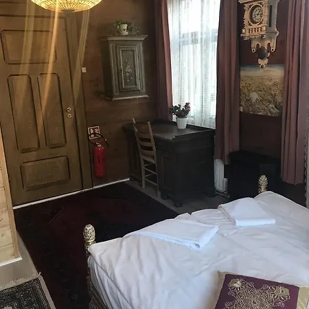 غيستغيفيري فندق مبيت وإفطار