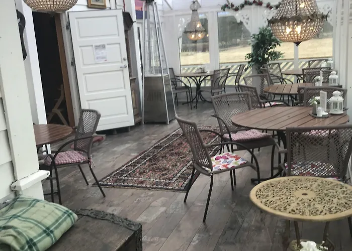 Eidfjord Gjestgiveri Bed & Breakfast 3*