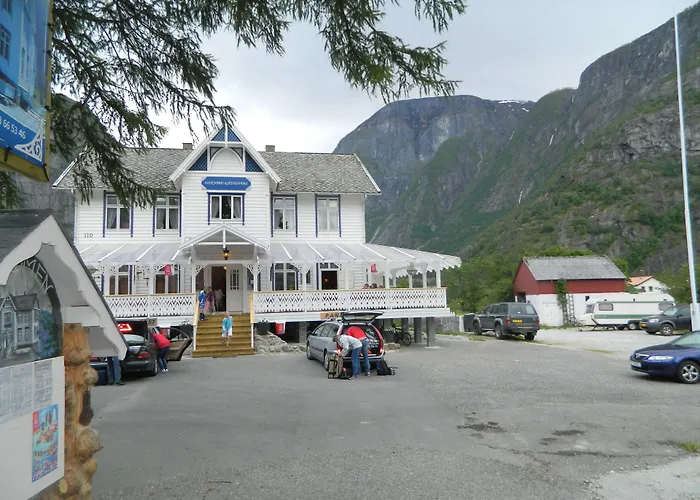 Bed & Breakfast Eidfjord Gjestgiveri 3*
