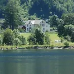 Eidfjord Gjestgiveri Alojamento de Acomodação e Pequeno-almoço Eidfjord