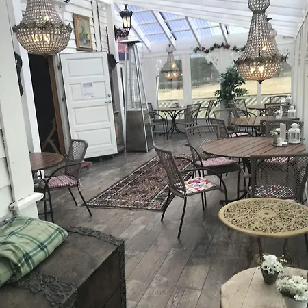 Eidfjord Gjestgiveri Bed & Breakfast 3*