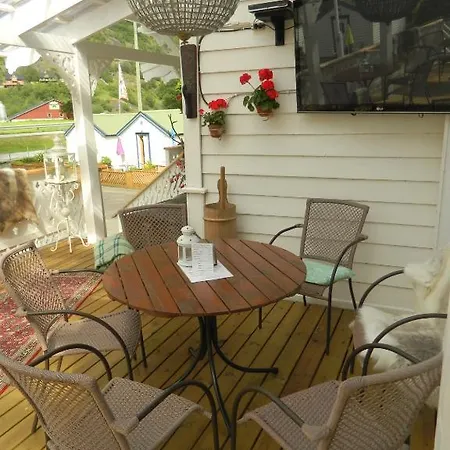 Eidfjord Gjestgiveri Bed & Breakfast